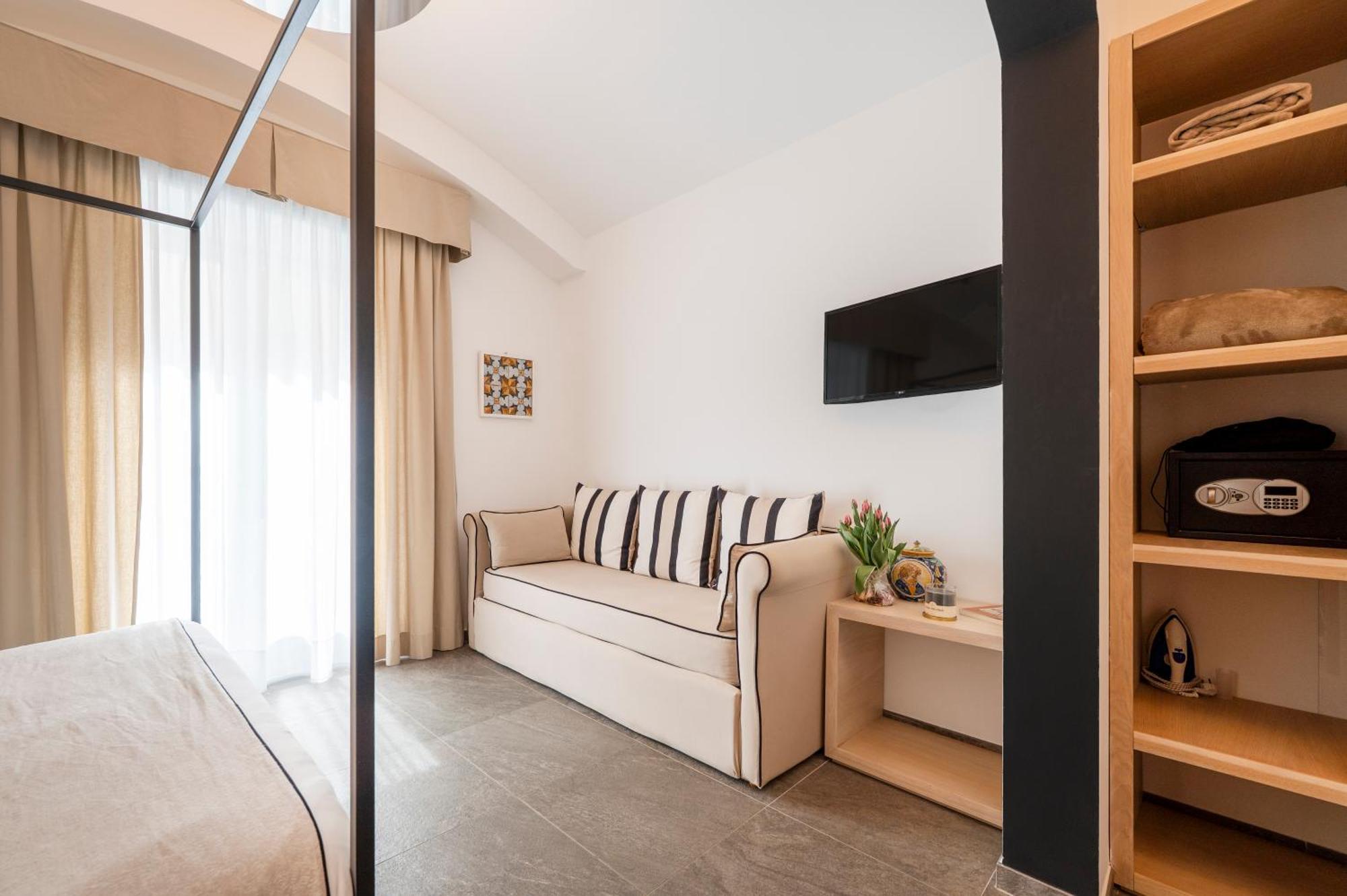 La Dimora Di Cornelia Aparthotel Sorrento Exterior photo