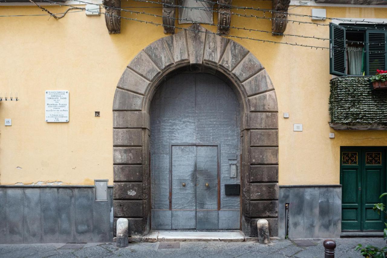 La Dimora Di Cornelia Aparthotel Sorrento Exterior photo