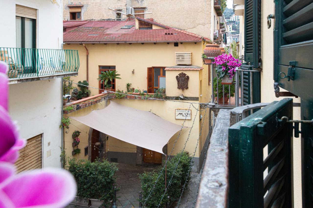 La Dimora Di Cornelia Aparthotel Sorrento Exterior photo